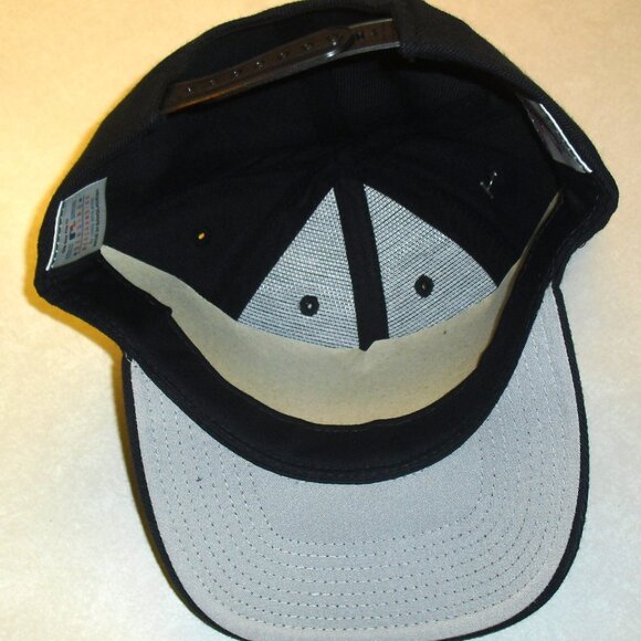 San Diego Padres Logo Athletic 90s Vintage Mens Snapback hat cap New Tags Mlb - Picture 2 of 4